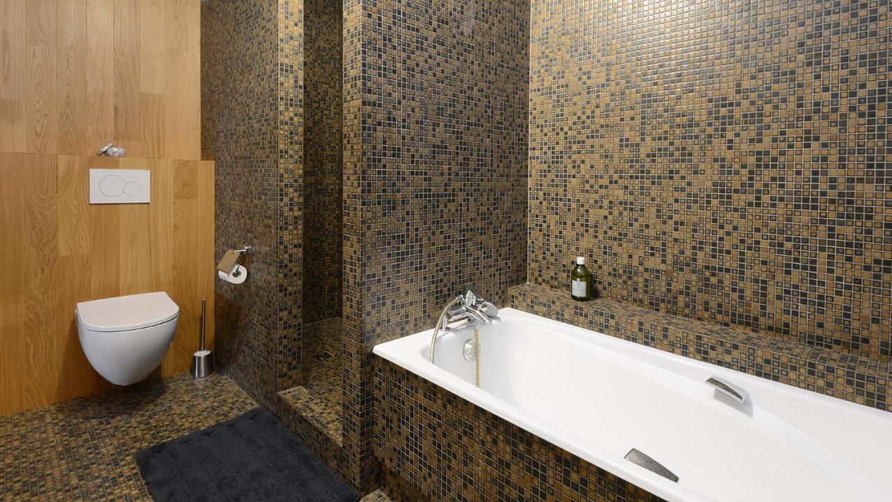 Villa Colmar Centre Avec Spa Et Double Parking Экстерьер фото